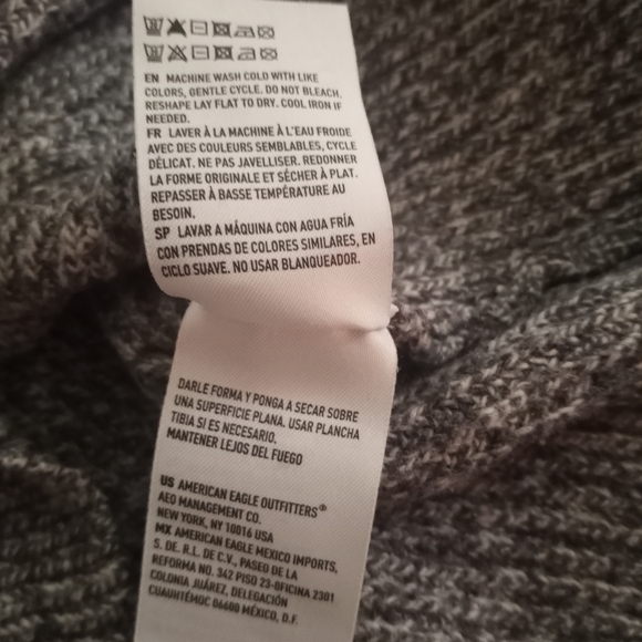 American Eagle Outfitters Turtleneck Sweater - Picture 4 of 5